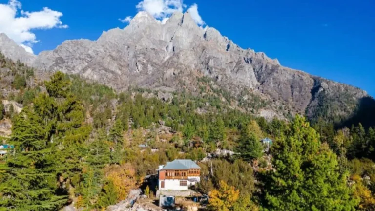 Romantic Manali & Kasol 3 Himachal Tour Packages