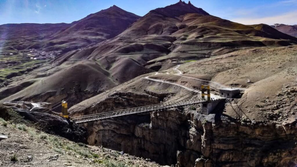 Remote Valleys & Nature